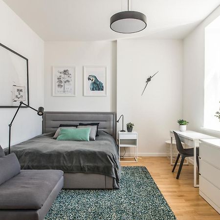 Cozy Modern Studio - Great For Short Trips Riga Exterior foto