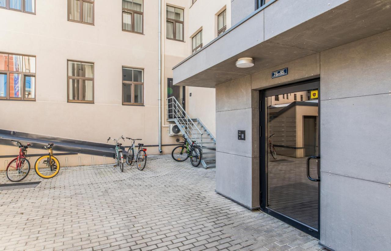 Cozy Modern Studio - Great For Short Trips Riga Exterior foto